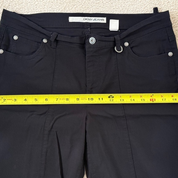 Women's DKNY Black Jeans, Size 12 - Picture 10 of 12